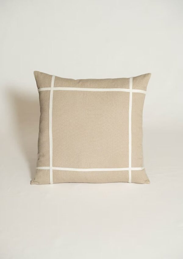 COJIN DE LINO C/STRAPS IRREGURARES CRUDO NATURAL